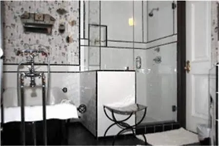 The Black Orchid Bed And Breakfast-2